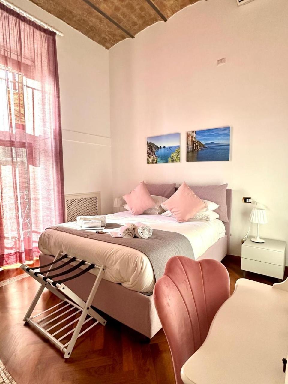 Pink Star Napoli Luxury Apartment Esterno foto